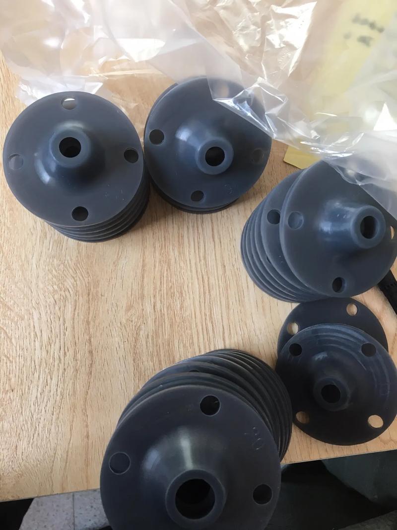 塑料管水箱挡水皮圈 通用硅胶板定型口垫的应用与价值